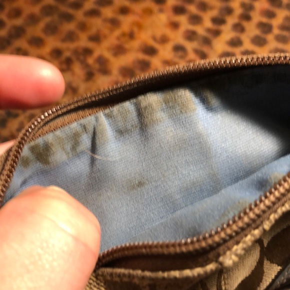 Coach signature C fabric & blue leather wristlet - Picture 7 of 8